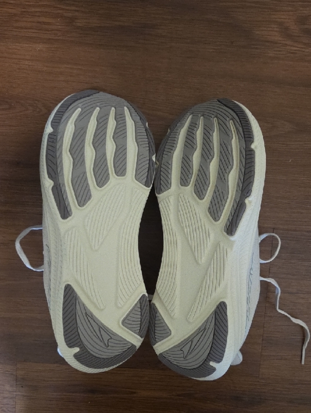 Altra Women's Cream/White Neutral Running Shoes NWOT - Picture 8 of 8